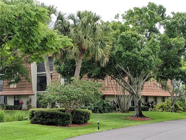 Foto del edificio - 3100 SE Pruitt Rd