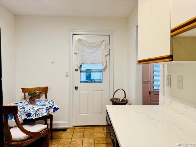 Foto del edificio - 1 Kings Ct