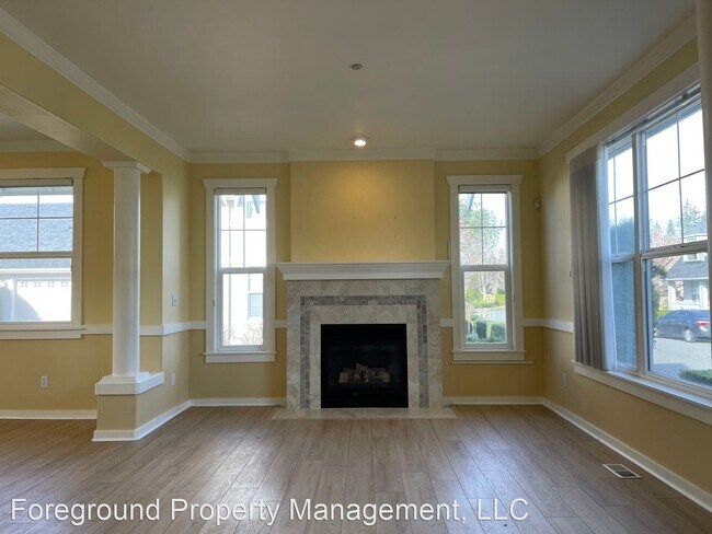 Building Photo - 4 br, 2.5 bath House - 1447 NE Katsura St