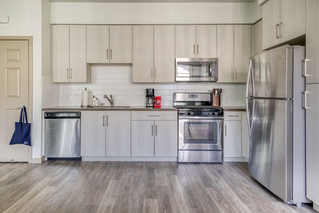 Building Photo - The Mason