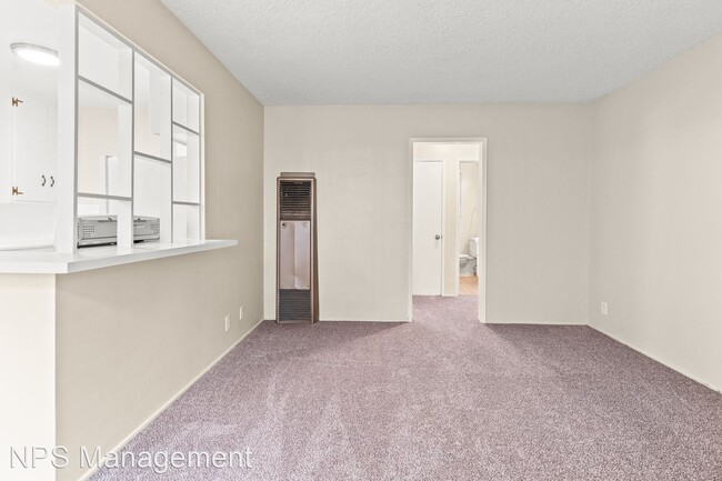 Foto del edificio - 1 br, 1 bath Apartment - 425 Gaviota Ave. ...