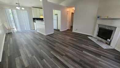 Building Photo - 601 Connors Path