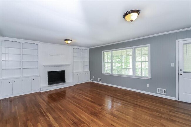 Foto del edificio - 9480 Coleman Rd