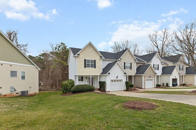 Foto del edificio - **3bd/2.5ba Townhome in Magnolia Woods**