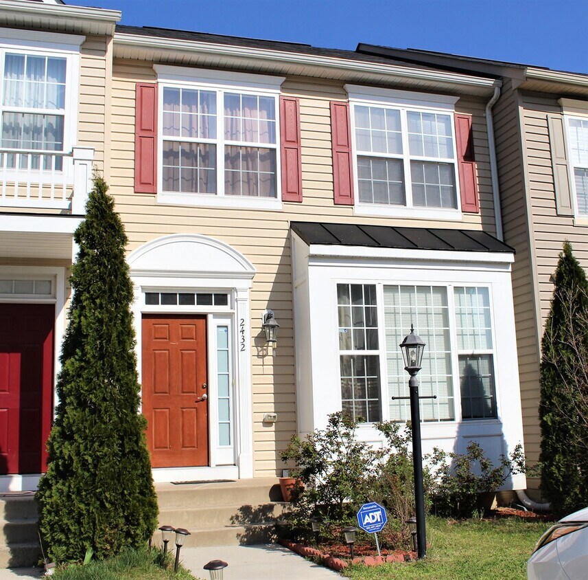 Foto principal - Spectacular Deal! Gorgeous Townhouse in So...