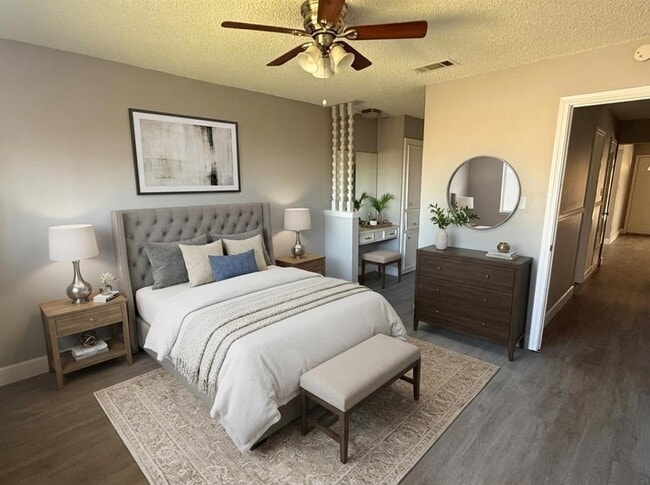 Foto del edificio - 9906 Randall Dr