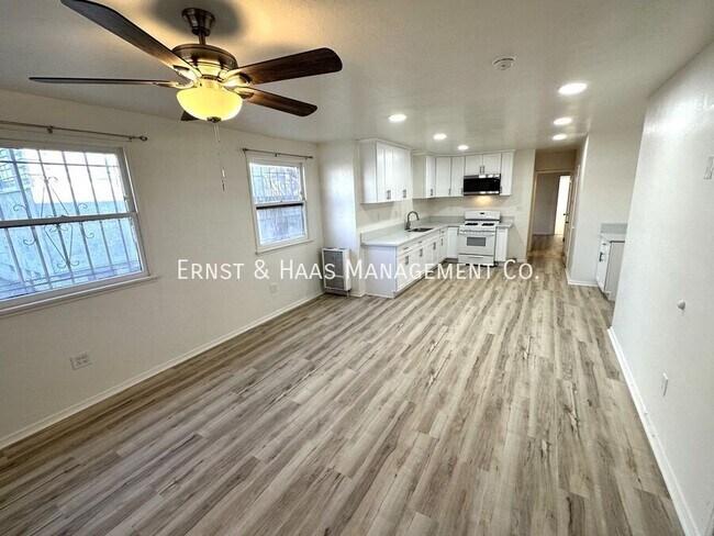 Foto del edificio - 622 E 7th St