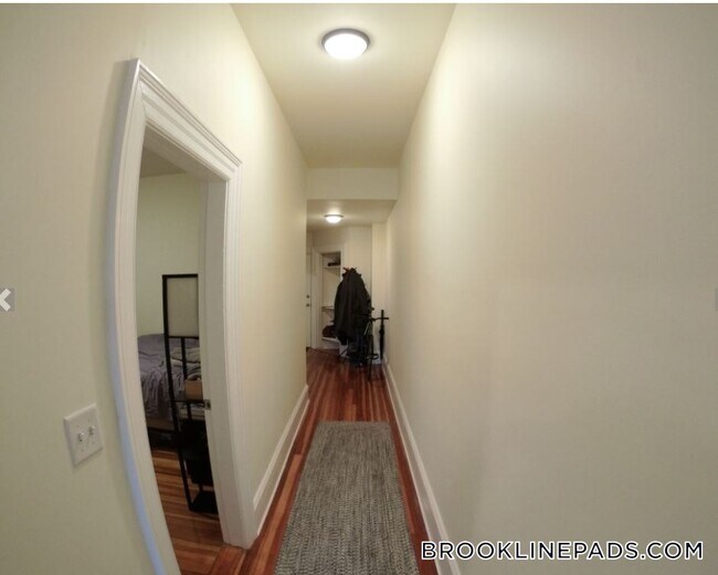 Foto del edificio - 1463 Beacon St