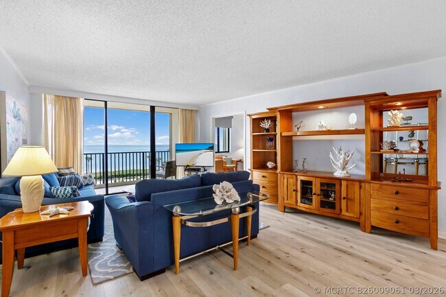 Foto del edificio - 300 Ocean Trail Way