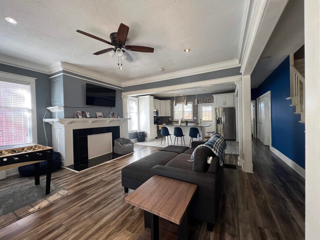 Foto principal - 1210 Dorothy Pl
