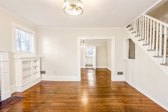 Foto del edificio - 2 Bed, 1 Bath Townhome in Haymount
