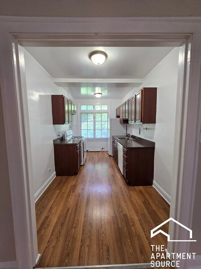 Foto del edificio - 1454 Oak Ave
