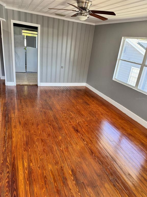 Foto del edificio - 165 S Nekoma Ave