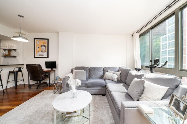 Foto del edificio - 800 Jackson St