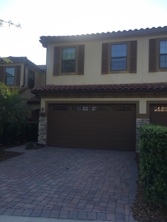 8362 Kelsall Dr, Orlando, FL 32832 House Rental in Orlando, FL