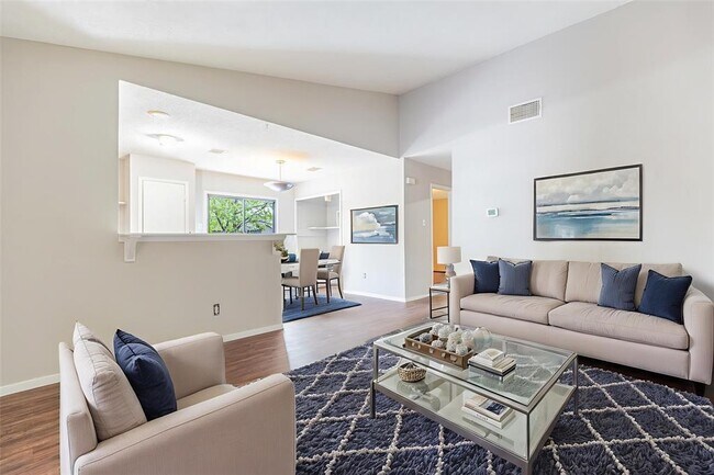 Foto del edificio - 6201 Berkett Cove