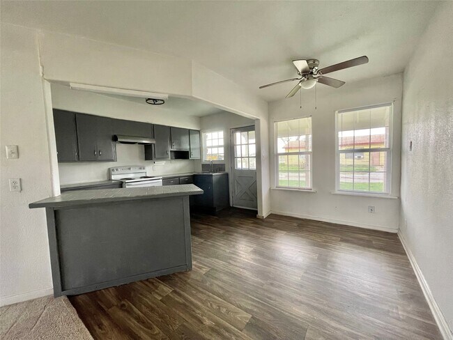 Foto del edificio - 1754 W 6th St