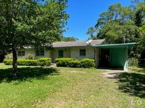 Building Photo - 738 NW 25th Ave