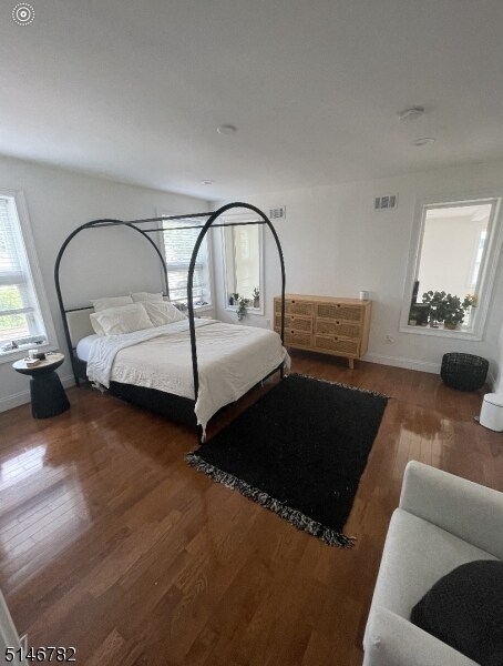 Foto del edificio - 533 Beach St