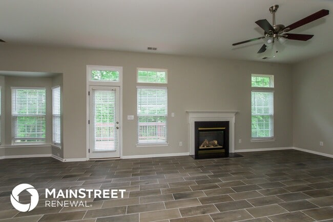 Building Photo - 12139 Autumn Winds Ln