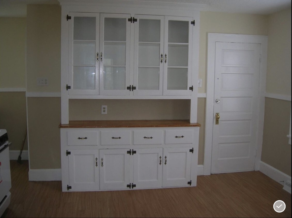 121 Chelsea St, Stratford, CT 06615 Apartments in Stratford, CT