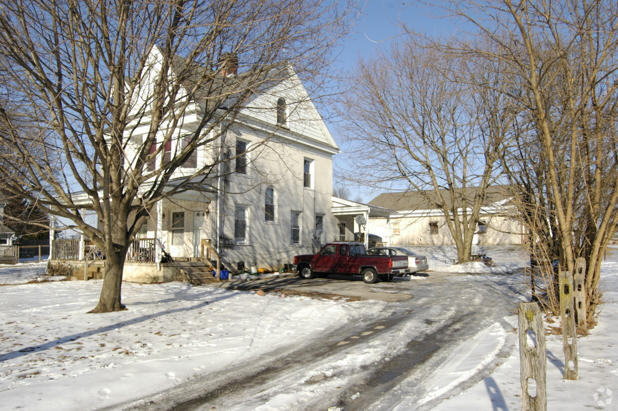 Foto del edificio - 167 Cochran St