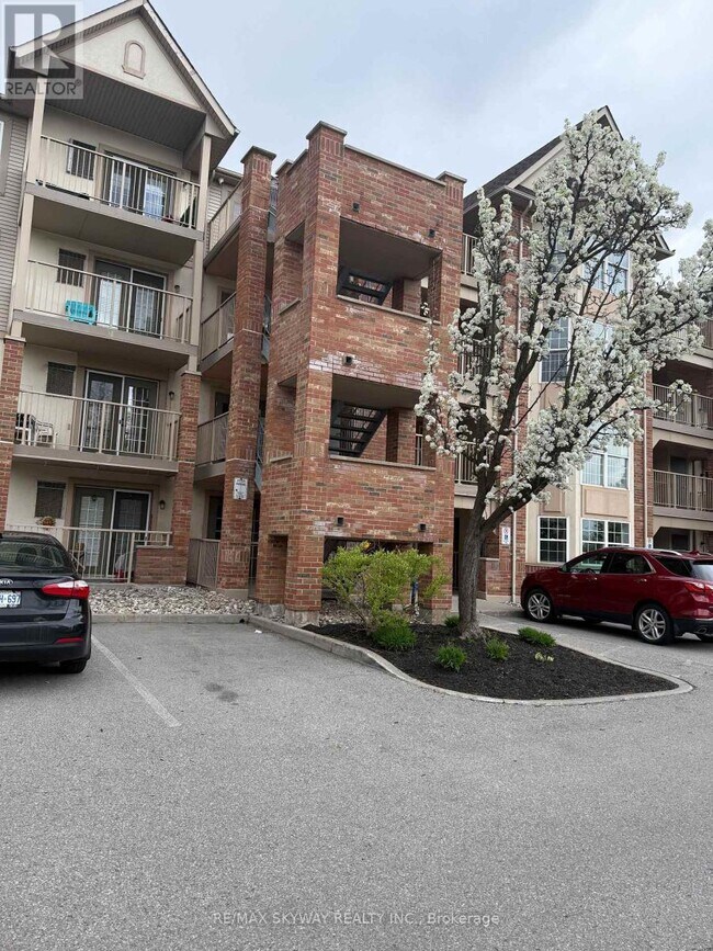 Building Photo - 4025 Kilmer Dr