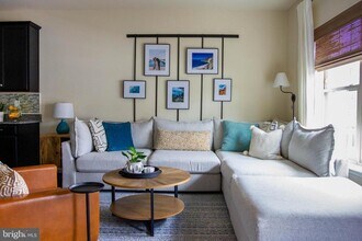 Building Photo - 1004 Edenberry Wy