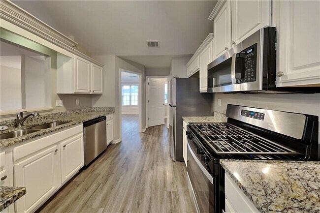 Foto del edificio - 255 Chapel Station Ln SE