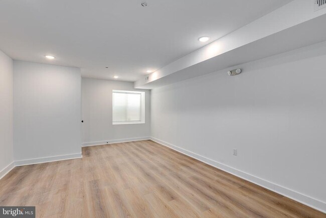 Foto del edificio - 2234 N Franklin St