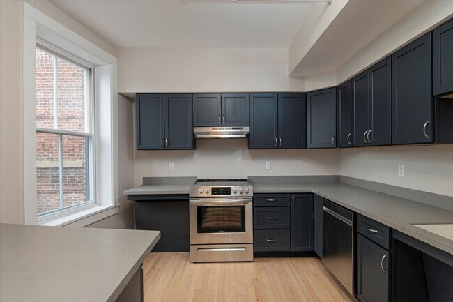 Foto del edificio - Putnam Block Winslow – One-Bedroom with Te...