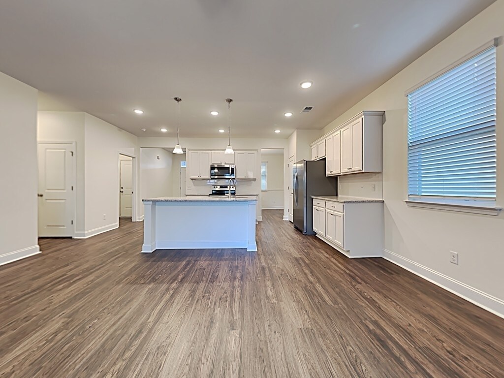 602 E Lionel Rd, Moncks Corner, SC 29461 House Rental in Moncks