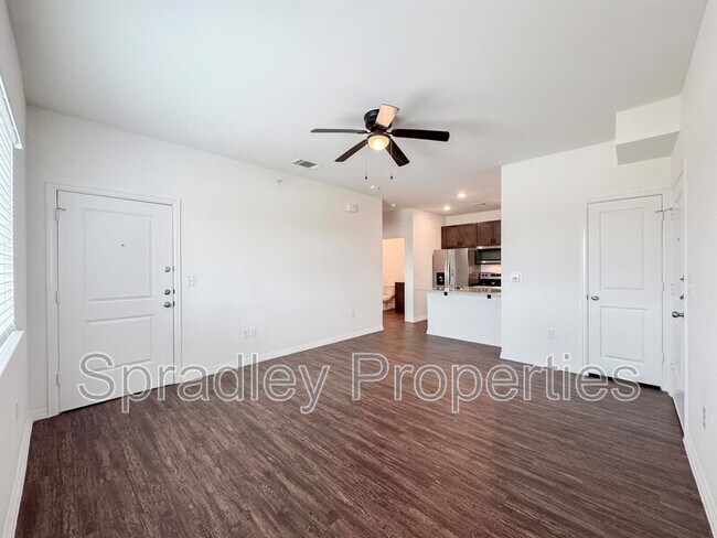 Foto del edificio - 1124 W Ave O