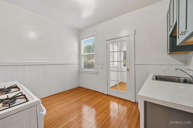 Building Photo - 1409 15th St