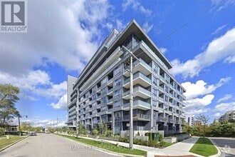 Building Photo - 7-717 Kenaston Gardens
