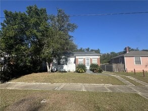 Building Photo - 665 Chestnut Dr