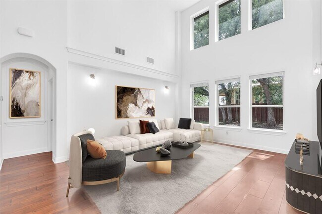 Building Photo - 5724 Siragusa Dr