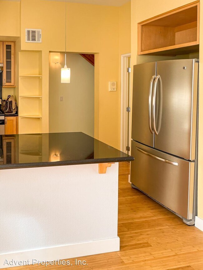 Building Photo - 2 br, 2.5 bath House - 58 Loop 22