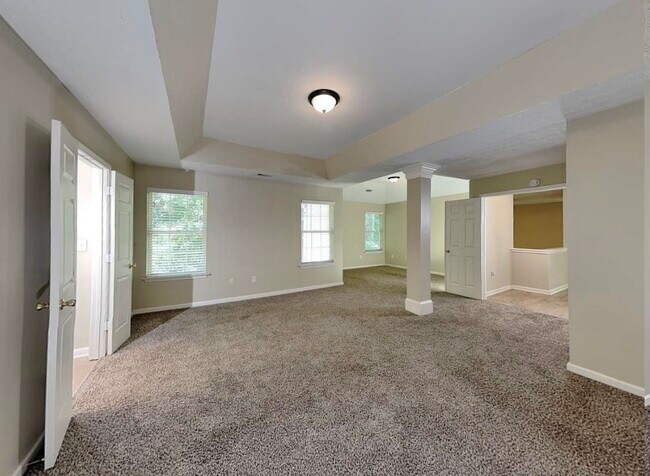 Foto del edificio - 320 Birchmere Close SW