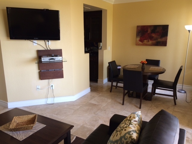 Foto del edificio - Meridian Great 1 Bd / 1 Ba Furnished Luxur...