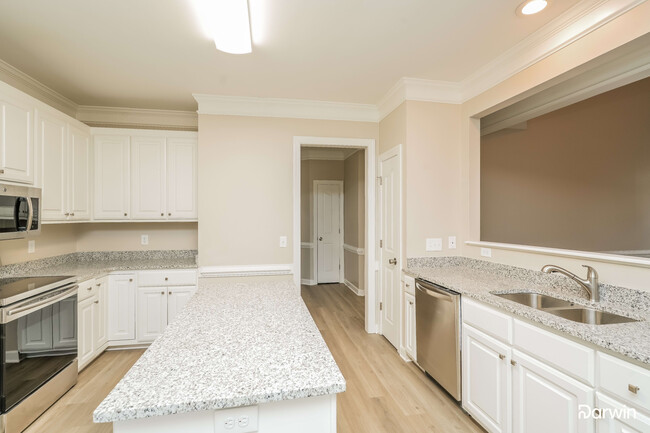 Building Photo - 5 Snowgoose Cove, Greensboro, NC 27455
