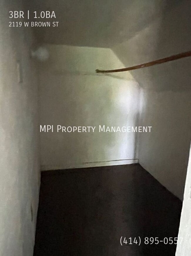 Foto del edificio - 2119 W Brown St