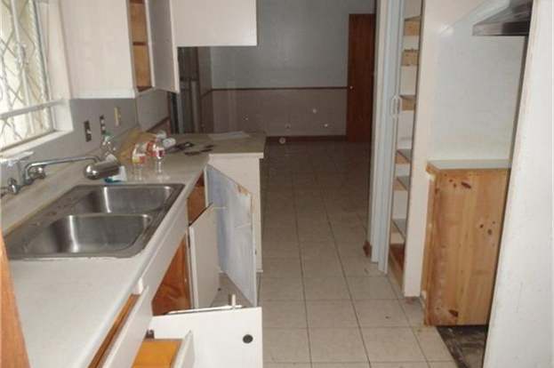 Building Photo - 2318 Bron Holly Dr