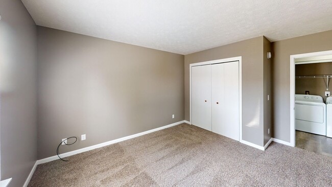 Building Photo - Elston Point