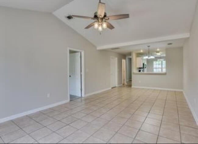 Building Photo - 1133 Bison Way