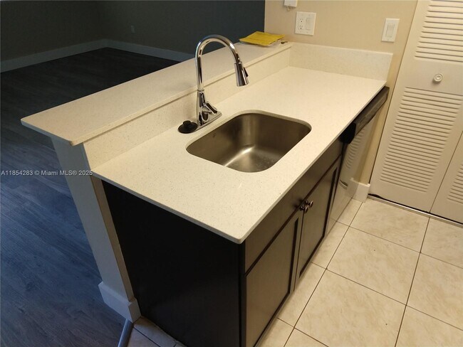 Foto del edificio - 1259 SW 46th Ave