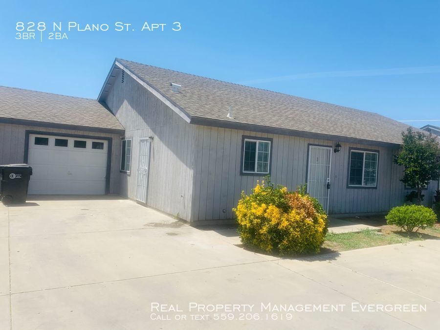 Foto principal - 828 N Plano St