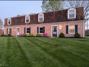Building Photo - 1606 Clearbrook Rd NW