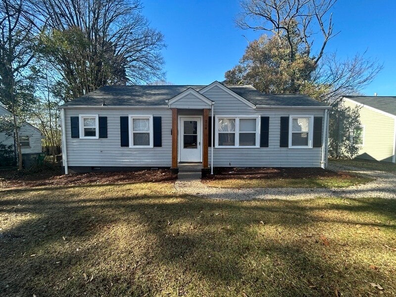 Primary Photo - 214 S Gardner Ave