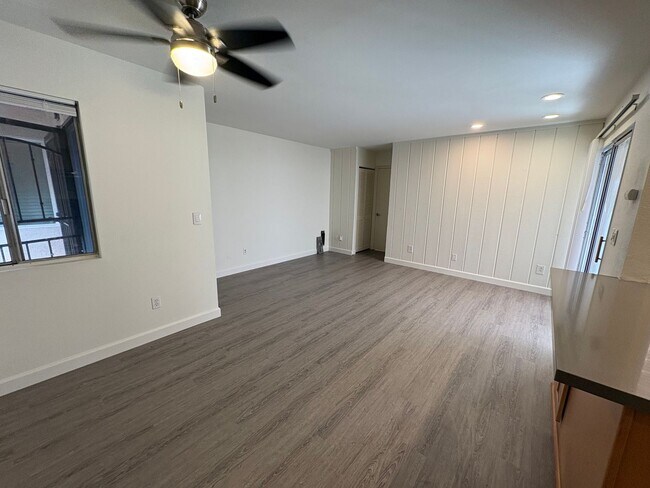 Foto del edificio - ***$500 move-in special***Must See Clairemont Condo!
